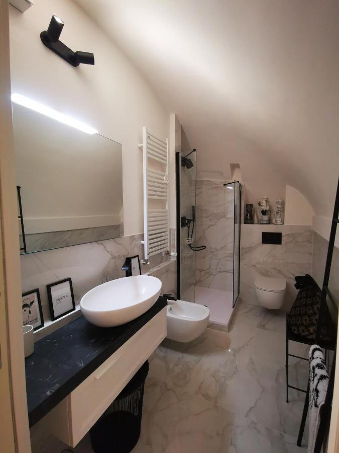 Gombruti14 Boutique Home Μπολόνια Εξωτερικό φωτογραφία