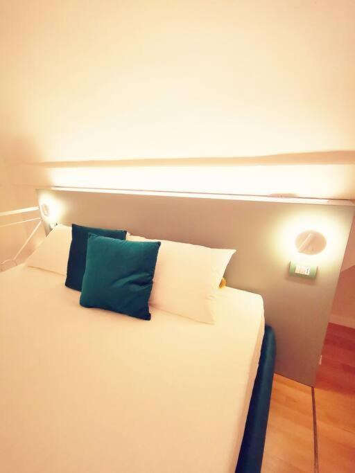 Gombruti14 Boutique Home Μπολόνια Εξωτερικό φωτογραφία