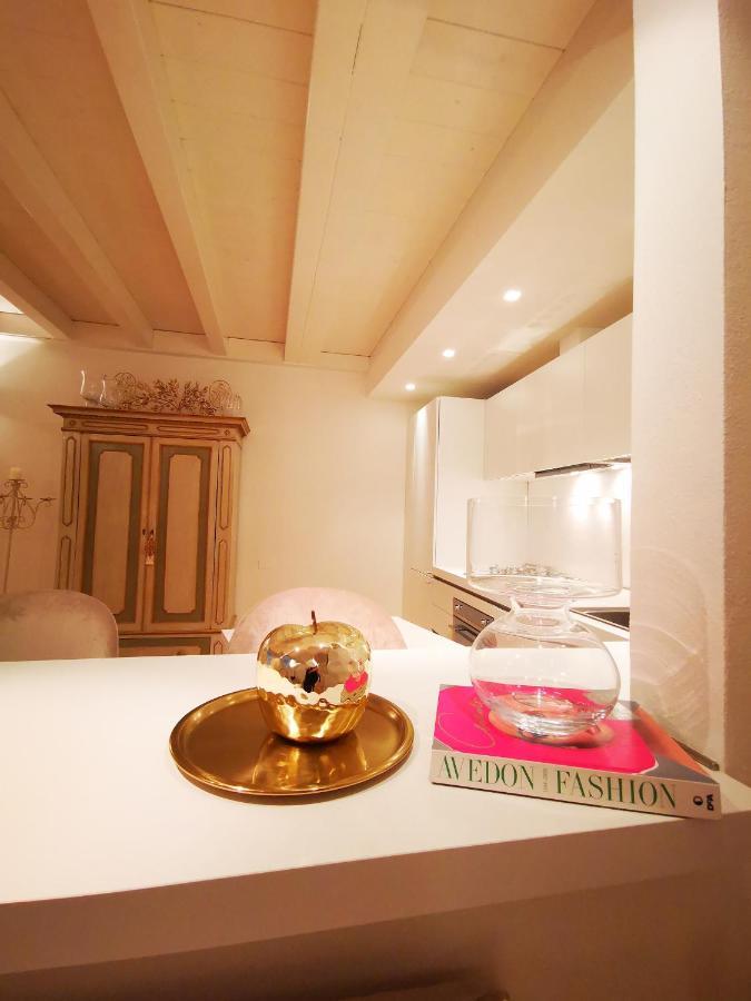 Gombruti14 Boutique Home Μπολόνια Εξωτερικό φωτογραφία